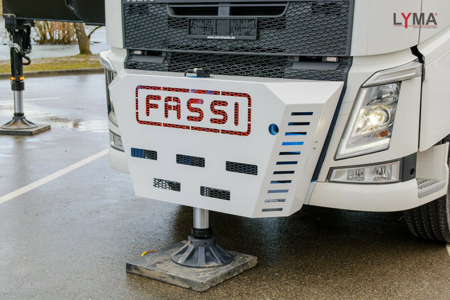 Fahrzeugabbildung Volvo FASSI 2150 RA2.28FJ L816 - VERFÜGBAR ab 31.10.22